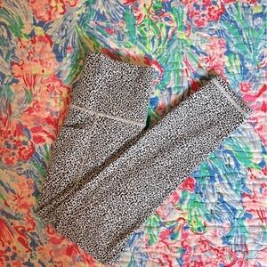 NWOT ATHLETA Leopard Leggings